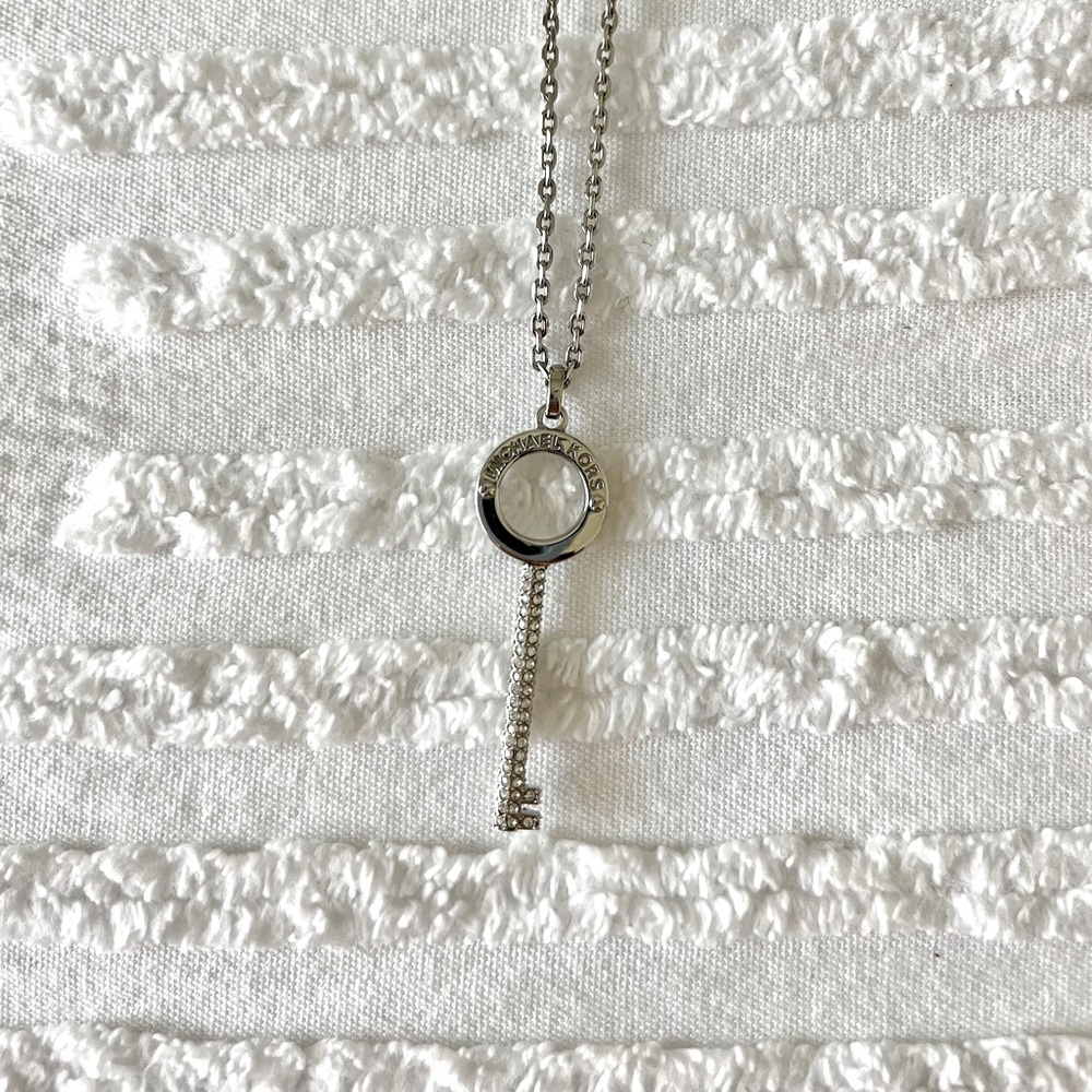 Michael Kors Long Key Necklace - Silver